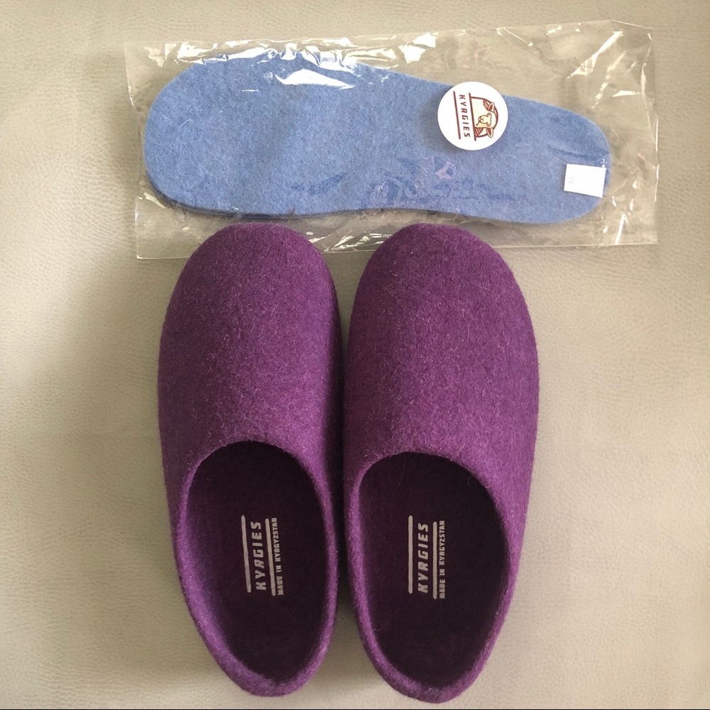 Kyrgies Hygge house shoes